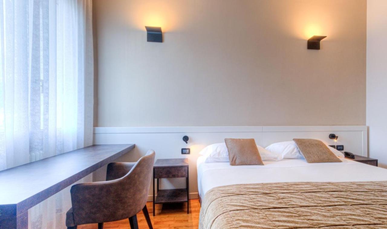 Hotel Belvedere เตียเน ภายนอก รูปภาพ