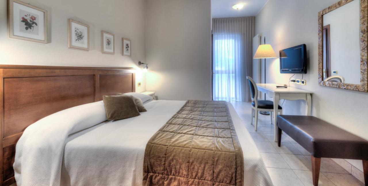 Hotel Belvedere เตียเน ภายนอก รูปภาพ